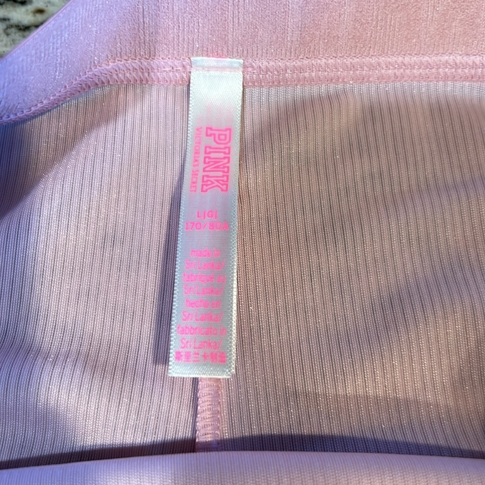 NEW 🌟 VICTORIAS SECRET PINK 2 pack size Large you get 1 thong 1 cheekster NEW - Picture 3 of 6
